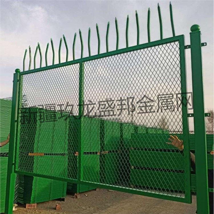 昆玉浸塑护栏网